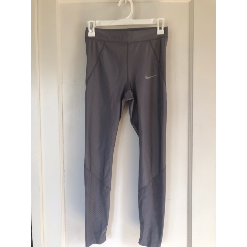 Nike Dri Fit 7/8 leggings